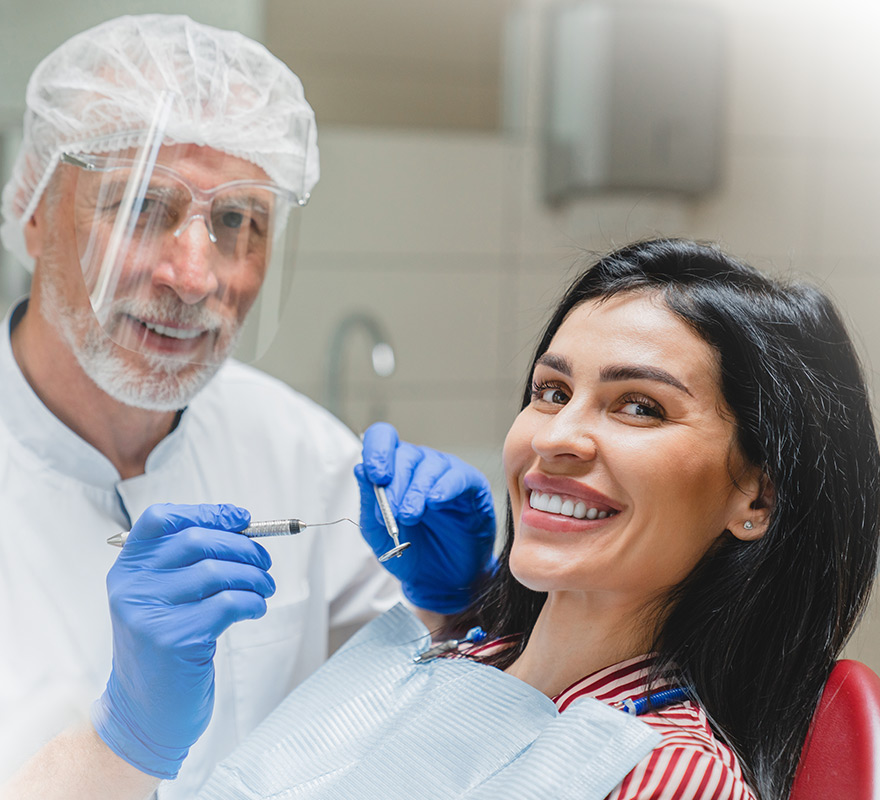 Cosmetic Dentistry in Fort St. John  | At Greenwoods ✅